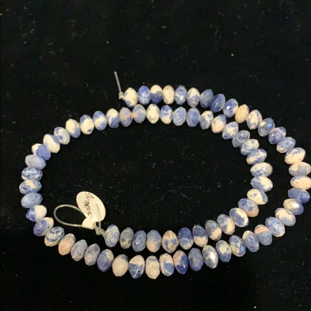 SODALITE REAL (75) crystal beads.